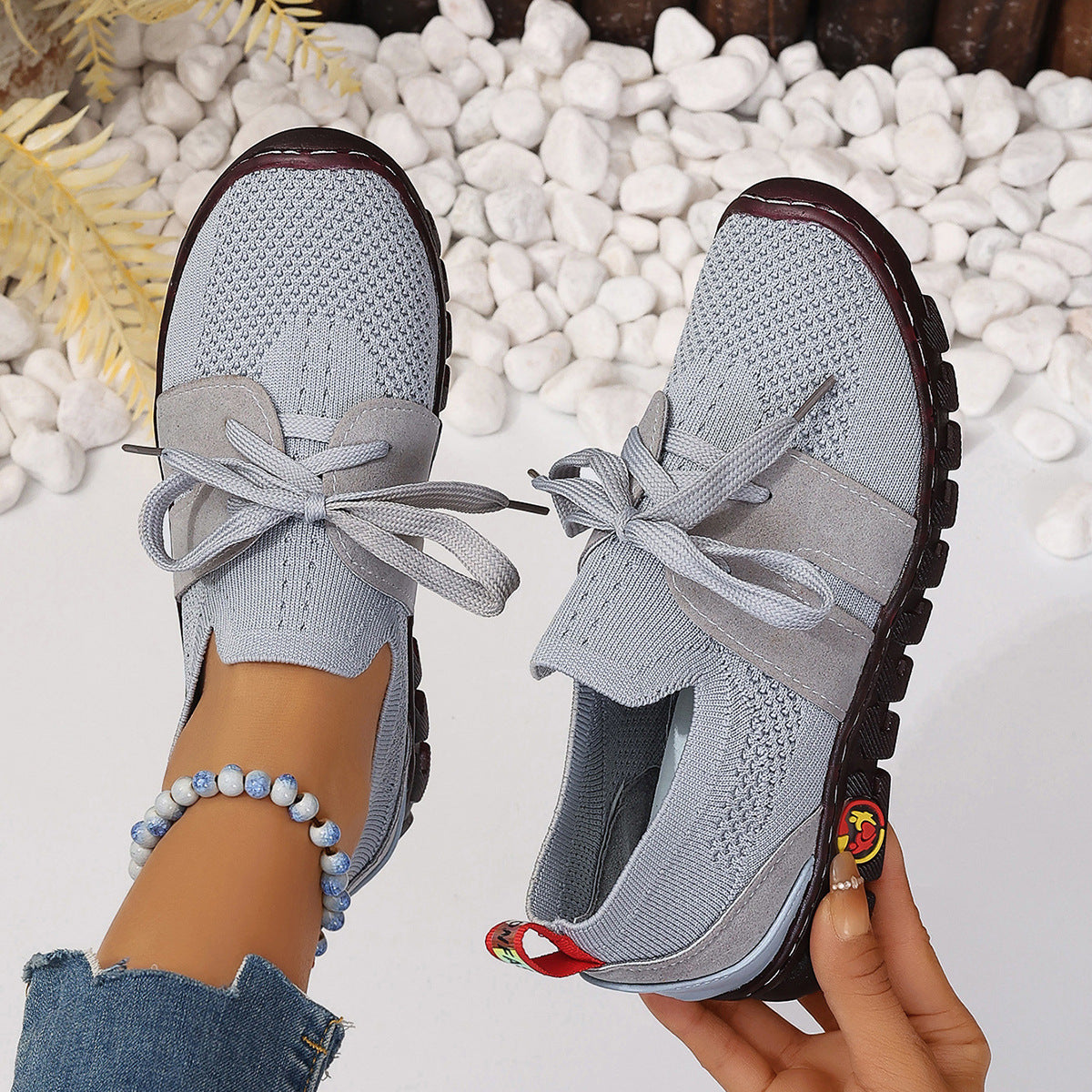 🔥Women's comfortable flat non-slip soft sole casual shoes (Up to 60% Off)
